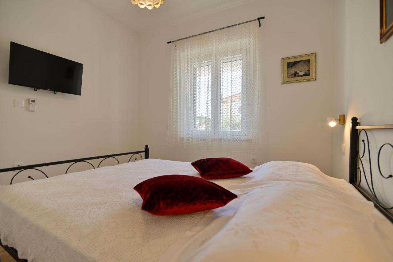 Apartments Art Τρογκίρ Εξωτερικό φωτογραφία