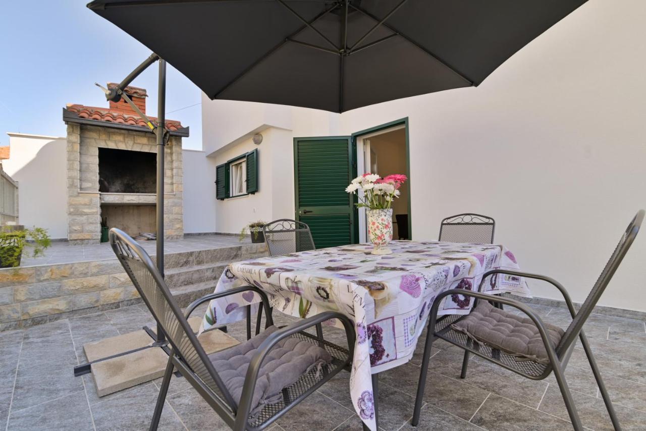 Apartments Art Τρογκίρ Εξωτερικό φωτογραφία