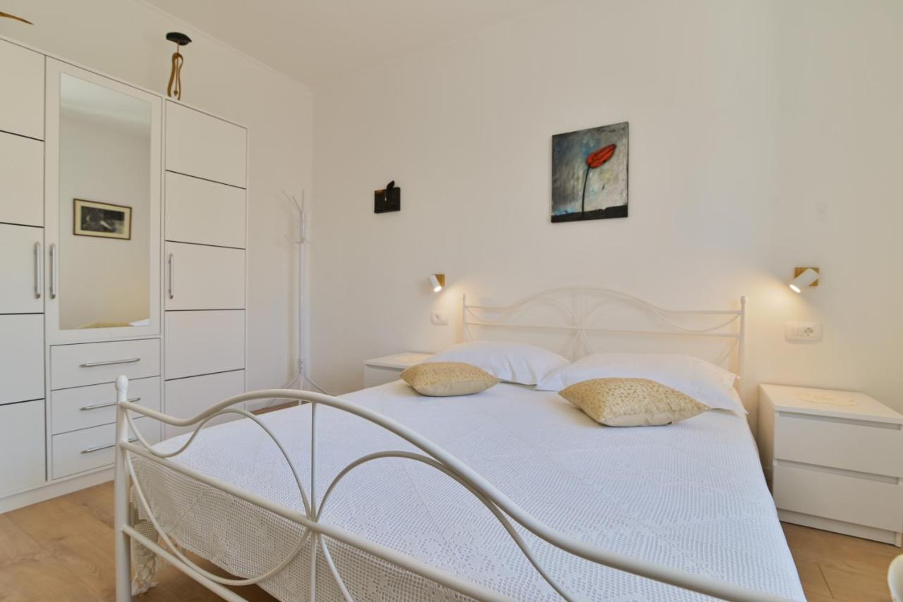 Apartments Art Τρογκίρ Εξωτερικό φωτογραφία